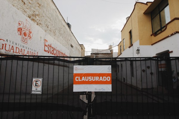 The government recently shut down a firm contracted to run Guadalajara's parking meters for cheating the city out of 100 million pesos.