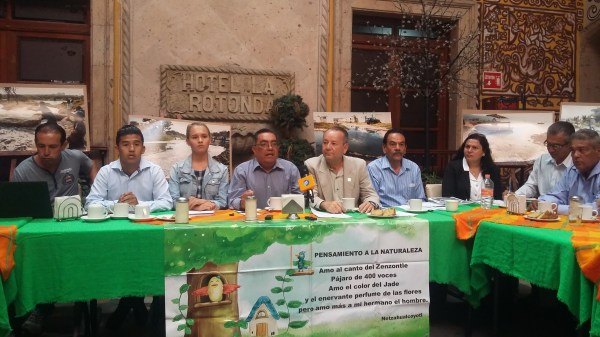 Environmental activists from El Salto demand solutions.